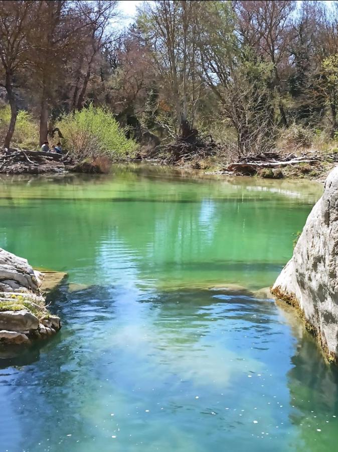 Sous Les Etoiles En Provence, Gite Les Bambous Lurs Eksteriør billede